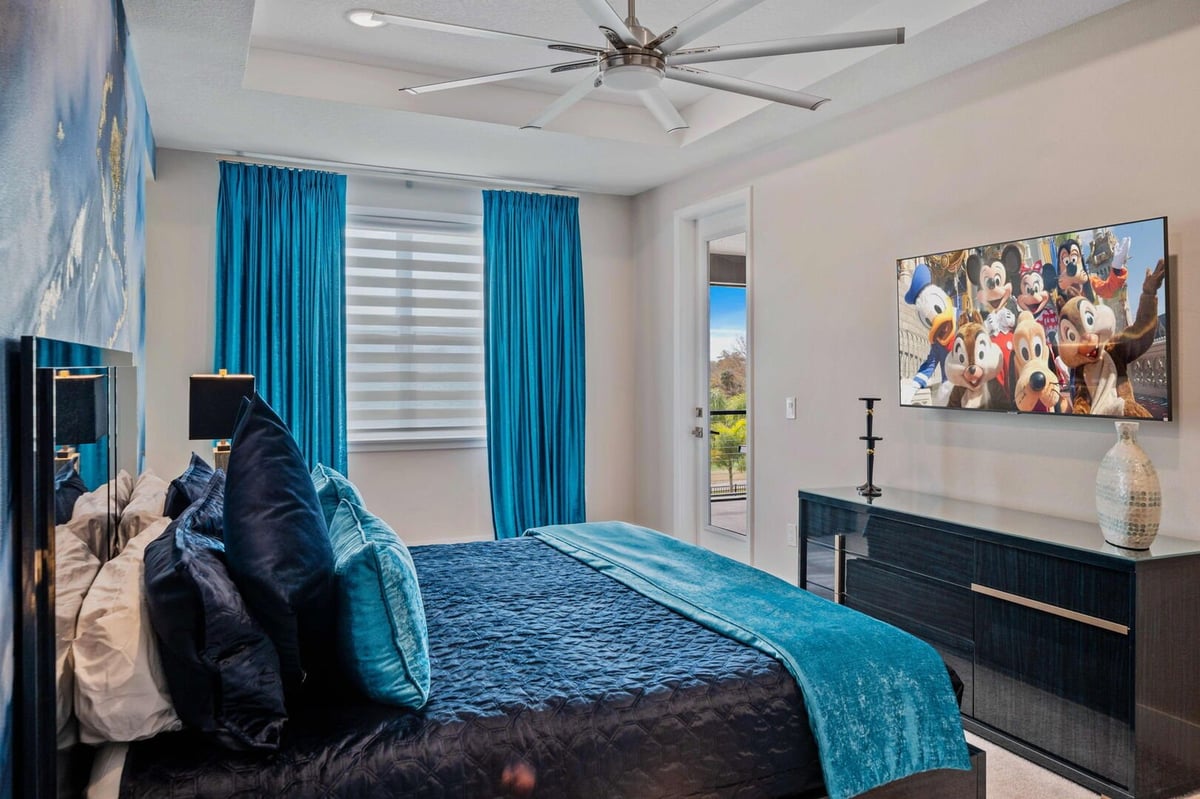 Adventure Galaxy Lodge