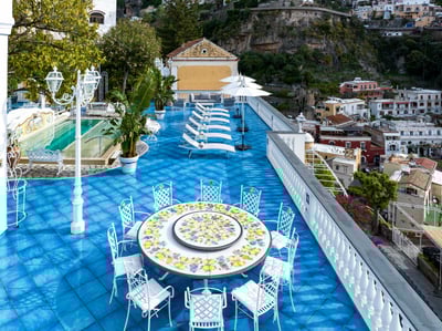 Luxury Villa Photo #4