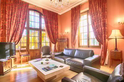 Luxury Villa Photo #11