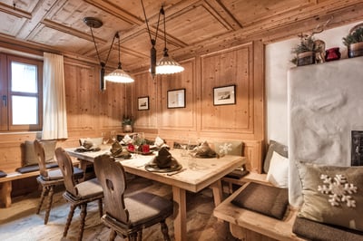 Luxury Villa Photo #4
