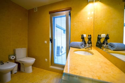 Luxury Villa Photo #25