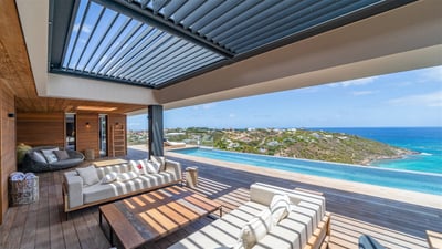 Outdoor Lounge Area