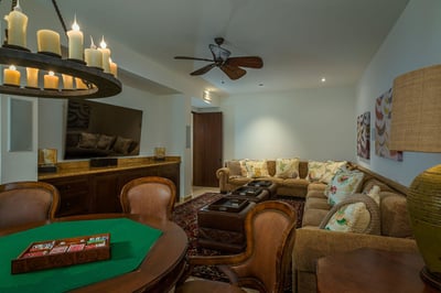 Luxury Villa Photo #33
