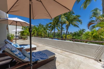 Luxury Villa Photo #2
