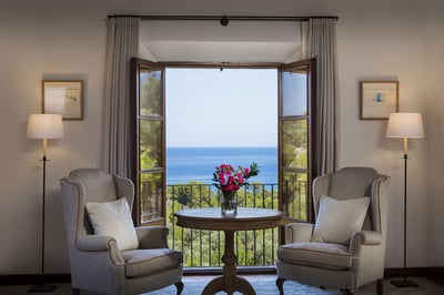 Luxury Villa Photo #15