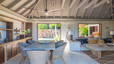 Kitchen & Dining Area