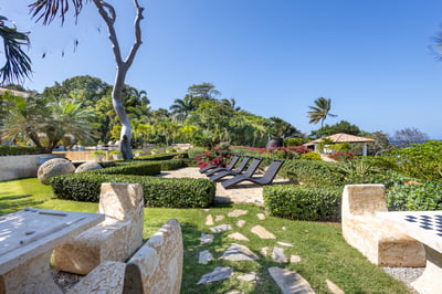 Luxury Villa Photo #8