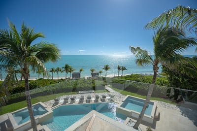 Luxury Villa Photo #11