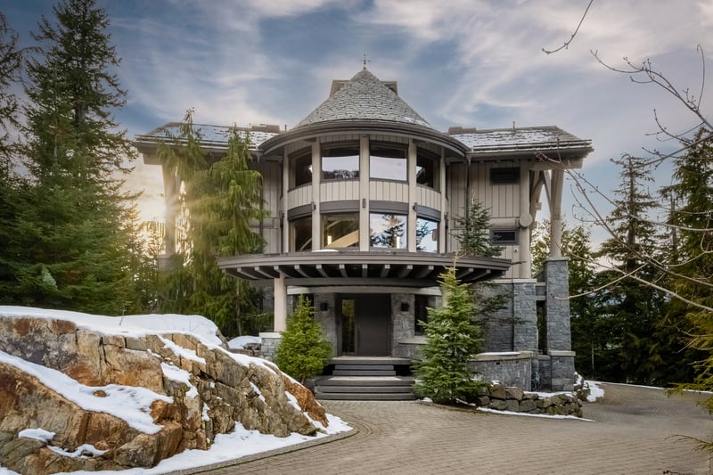 Panoramic Estate | Kadenwood