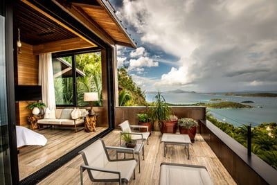 Luxury Villa Photo #38