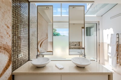Luxury Villa Photo #37