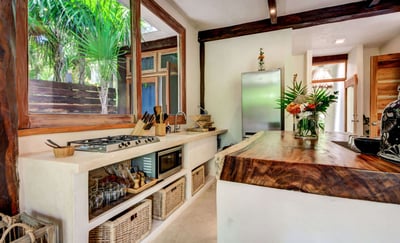 Luxury Villa Photo #12