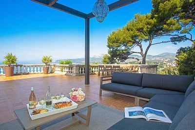 Luxury Villa Photo #6