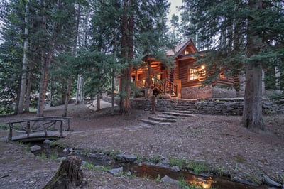 Luxury Villa Photo #3