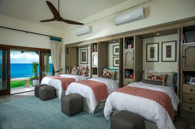 Luxury Villa Photo #16