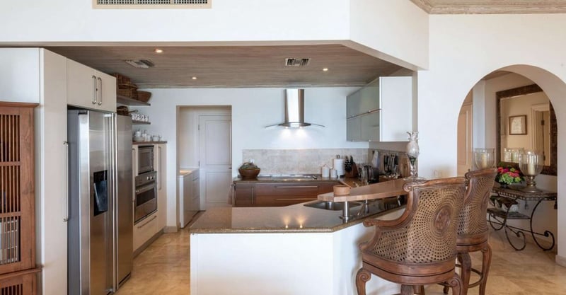 Schooner Bay 307 | The Lookout