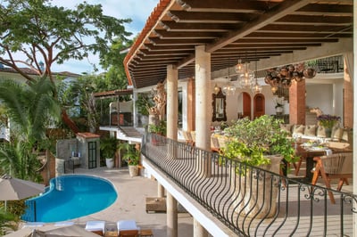 Luxury Villa Photo #15