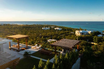 Luxury Villa Photo #5