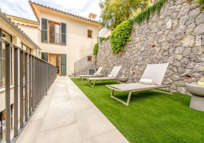 Luxury Villa Photo #9