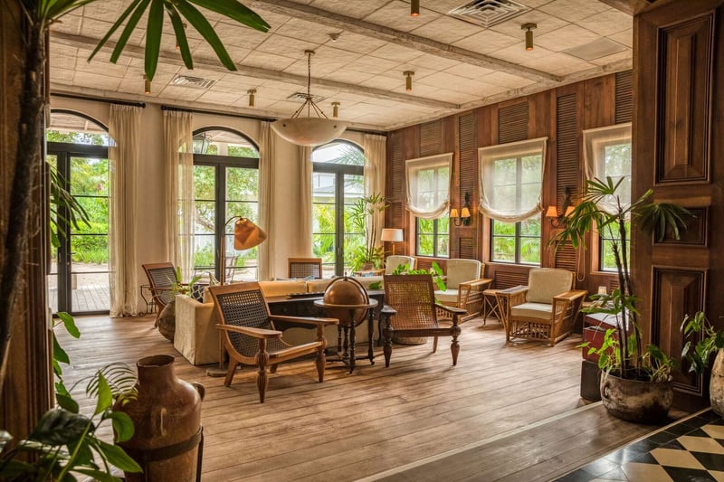 3 BDM Beachfront Villa