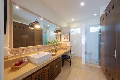 Luxury Villa Photo #41