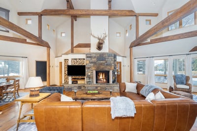 Luxury Villa Photo #2