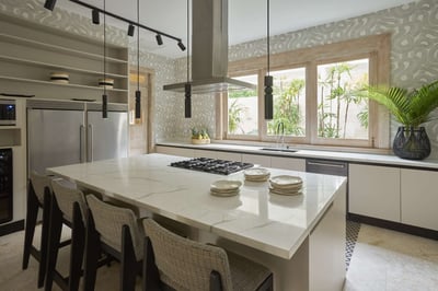 Luxury Villa Photo #17