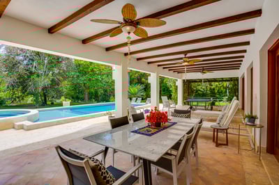 Luxury Villa Photo #9