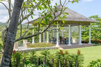 Luxury Villa Photo #7