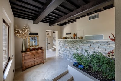 Luxury Villa Photo #27