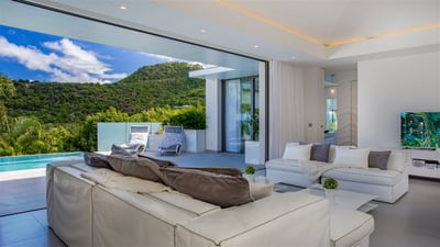 Luxury Villa Photo #14