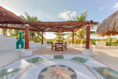 Luxury Villa Photo #50