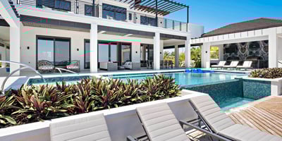 Luxury Villa Photo #3