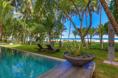 Luxury Villa Photo #4