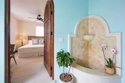 Luxury Villa Photo #13
