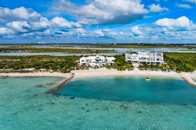 Luxury Villa Photo #2