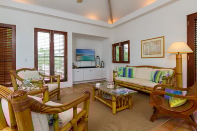 Luxury Villa Photo #12