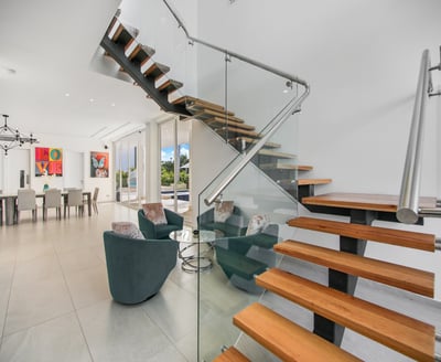 Luxury Villa Photo #18