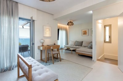 Luxury Villa Photo #19