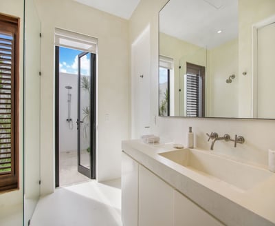 Luxury Villa Photo #41