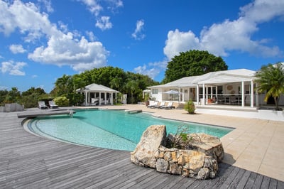 Luxury Villa Photo #7