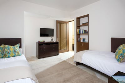 Luxury Villa Photo #15