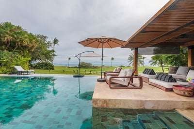 Luxury Villa Photo #8