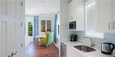Luxury Villa Photo #26