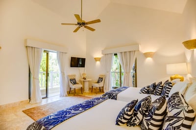 Luxury Villa Photo #46