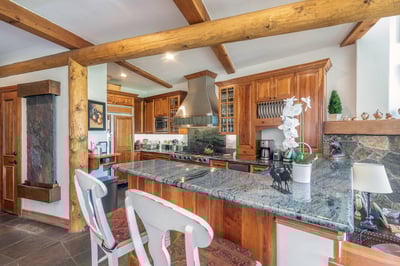 Luxury Villa Photo #5