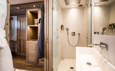 Luxury Villa Photo #23