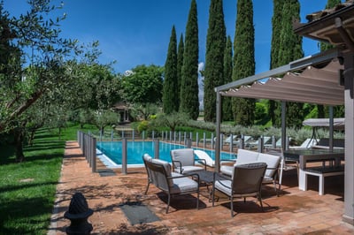 Luxury Villa Photo #6