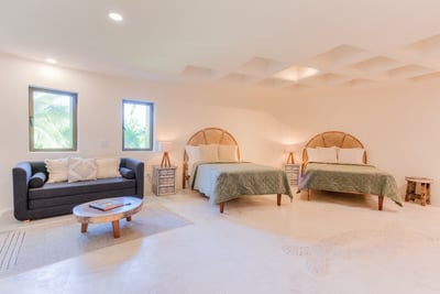 Luxury Villa Photo #43