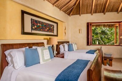 Luxury Villa Photo #31